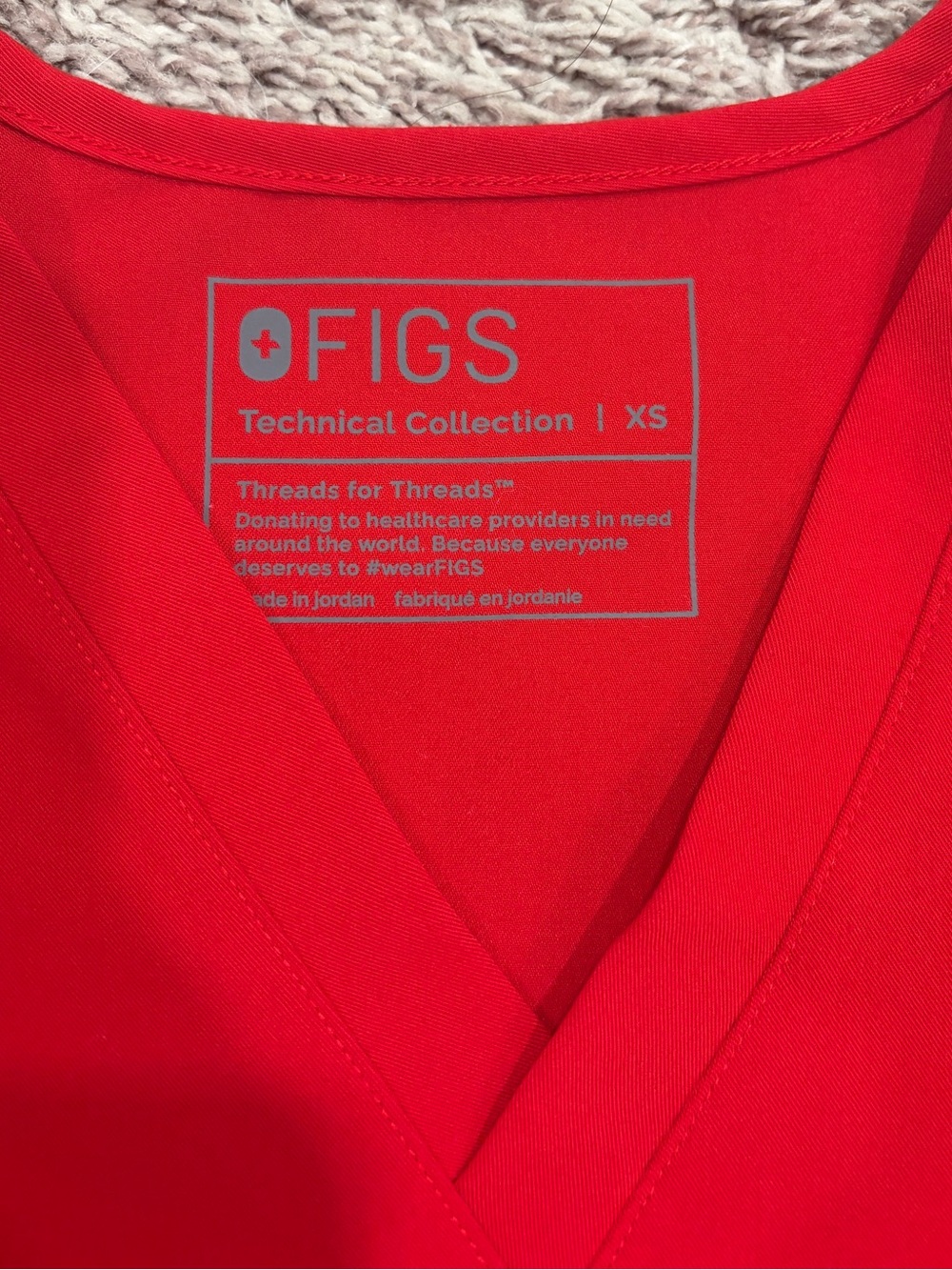 Figs scrubs XS top XS high waisted joggers - Picture 2 of 4